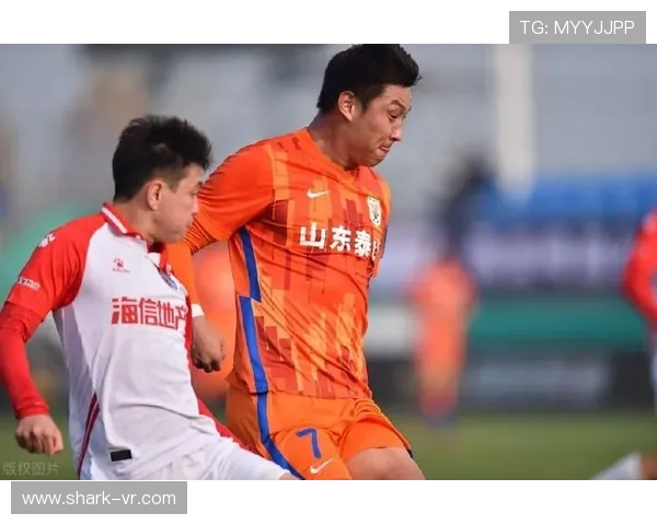 克雷桑领衔山东泰山锋线,近期表现稳健 克雷桑领衔山东泰山锋线,近期表现稳健