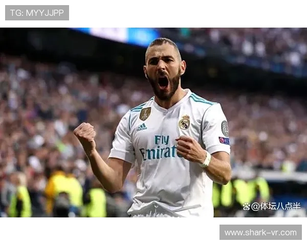 本泽马35岁巅峰期的统治力有多恐怖？