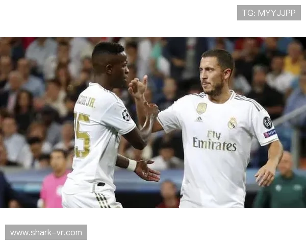 特里皮尔vs维尼修斯:速度型边锋的防守策略解析 特里皮尔vs维尼修斯:速度型边锋的防守策略解析