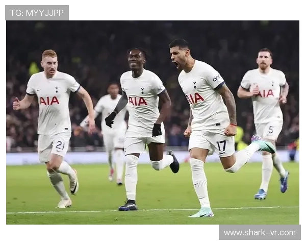 热刺战术混乱与更衣室矛盾显现，争四形势面临考验