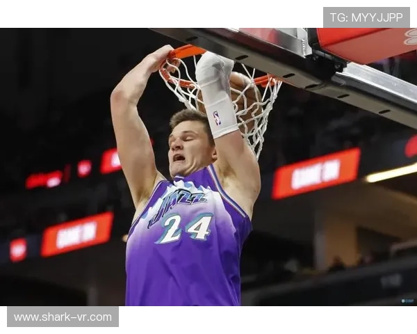 凯斯勒护筐效率领跑联盟，内线防守改变爵士攻防结构