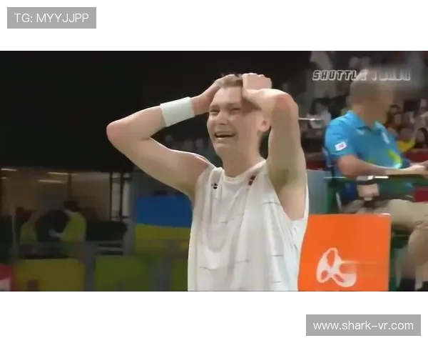 安赛龙每天吃五顿还练到凌晨，这身材是真实存在的？